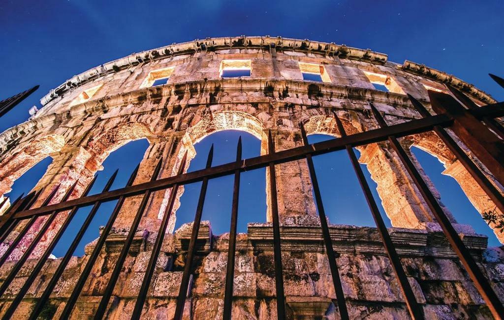 Appartamento Vito Pola Esterno foto