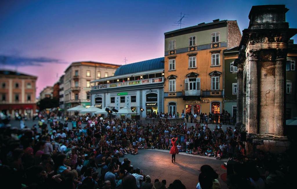Appartamento Vito Pola Esterno foto